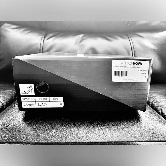 Fashion Nova Let Me Know Chain Heeled Sandals | Size 8 | Black - Picture 4 of 7